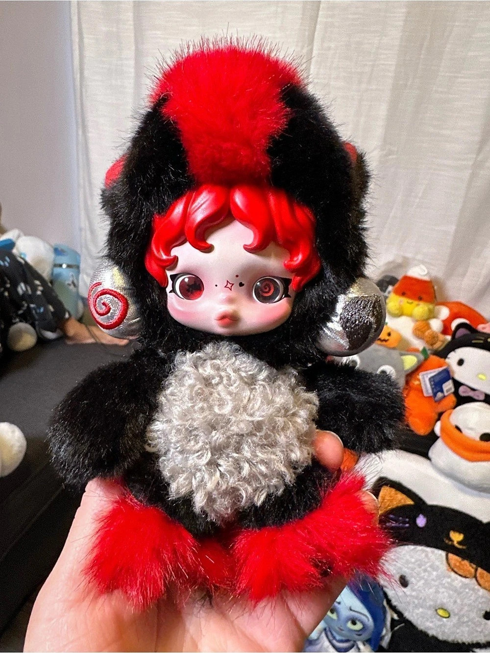 Pop Mart SKULLPANDA “Have a good run” Secret with box and card